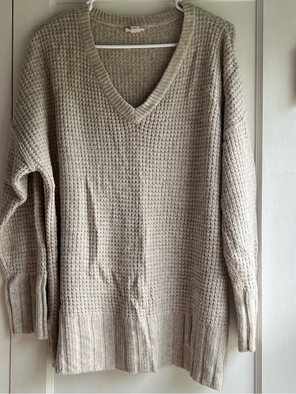 a.n.a Cream V-Neck Waffle Knit Sweater